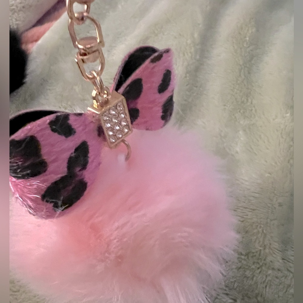 PINK FUR- BOW WITH CRYSTAL KEY CHAIN/ PURSE CHARM